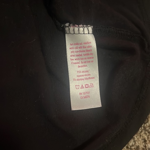 Justice size 12 black shirt with glitter rose - Picture 4 of 4